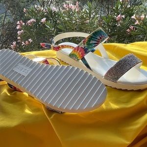 Guess Los Angeles Tie Dye Sandals